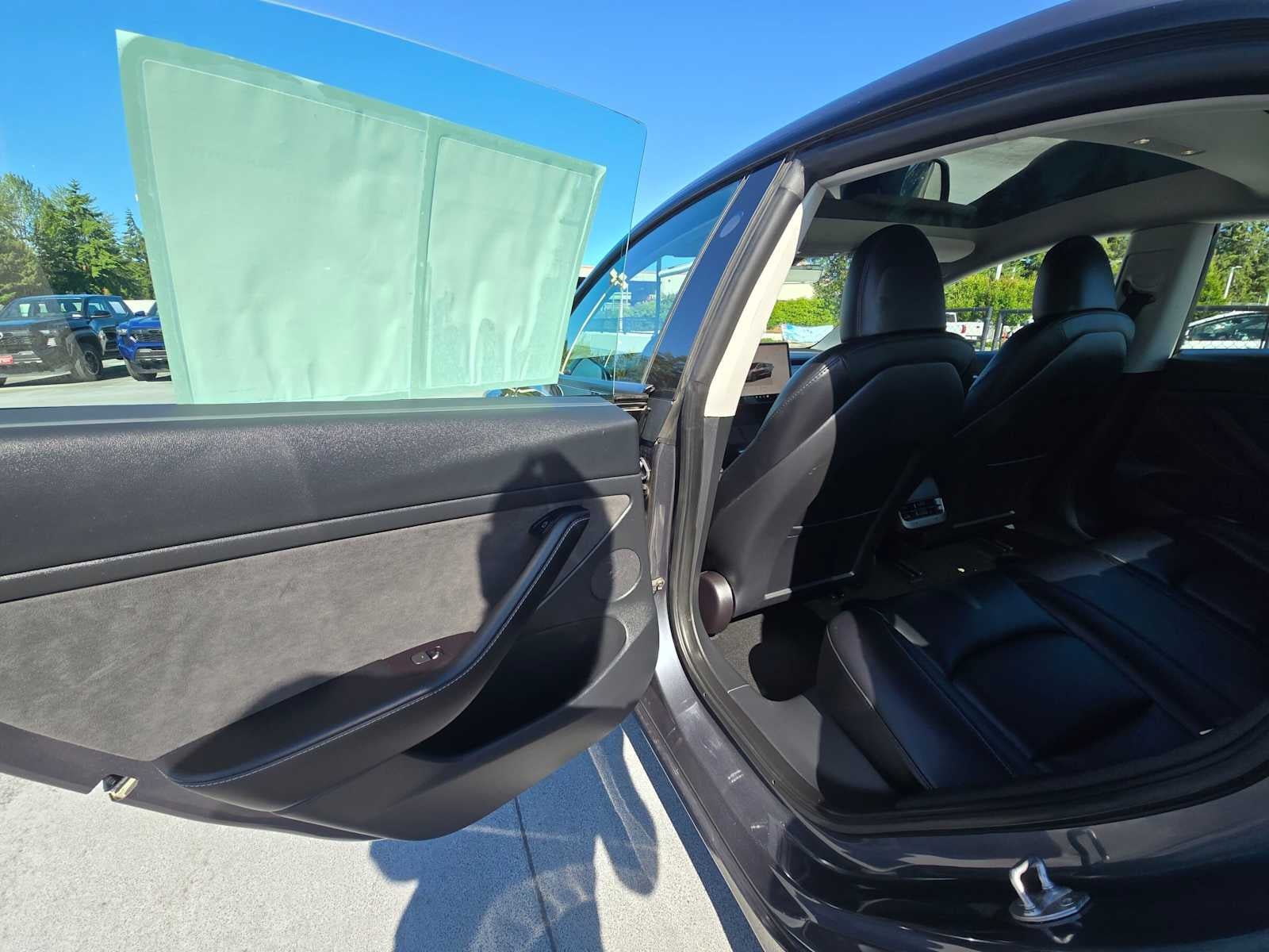 2023 Tesla Model 3 Base