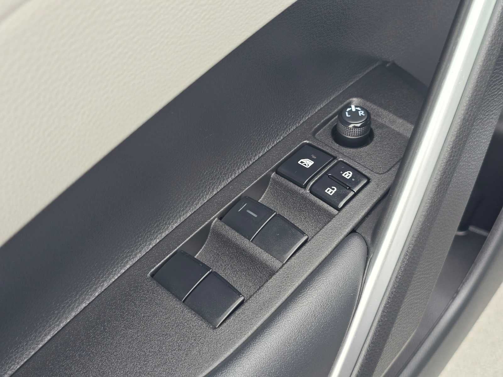 2022 Toyota Corolla Cross L
