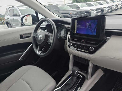 2024 Toyota Corolla Cross LE