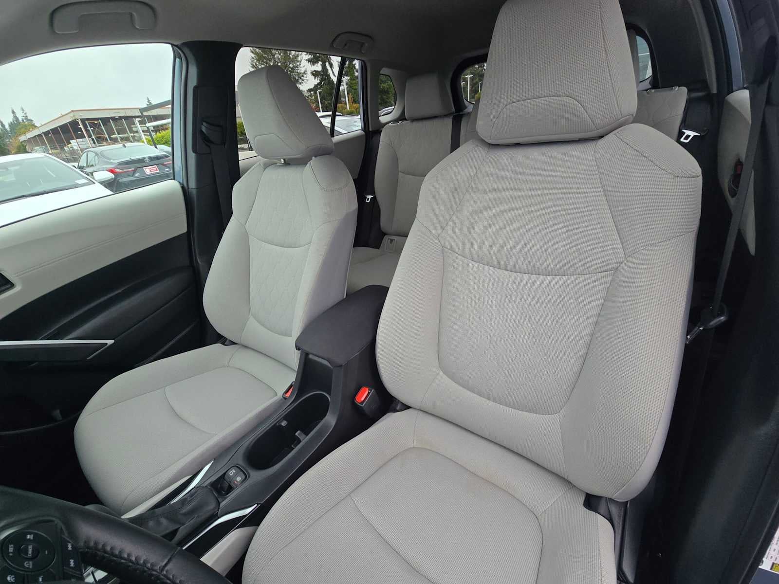 2024 Toyota Corolla Cross LE