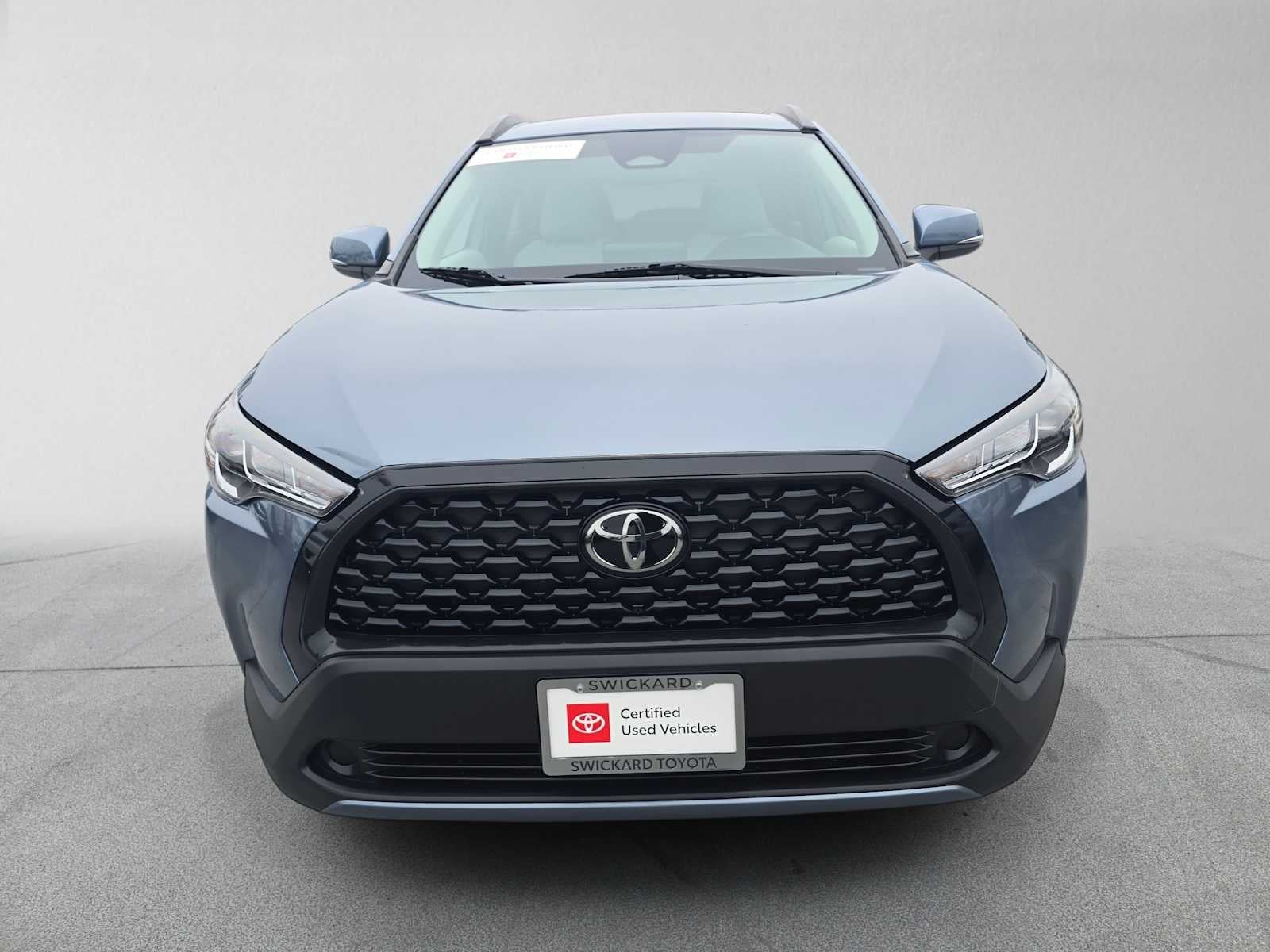 2024 Toyota Corolla Cross LE