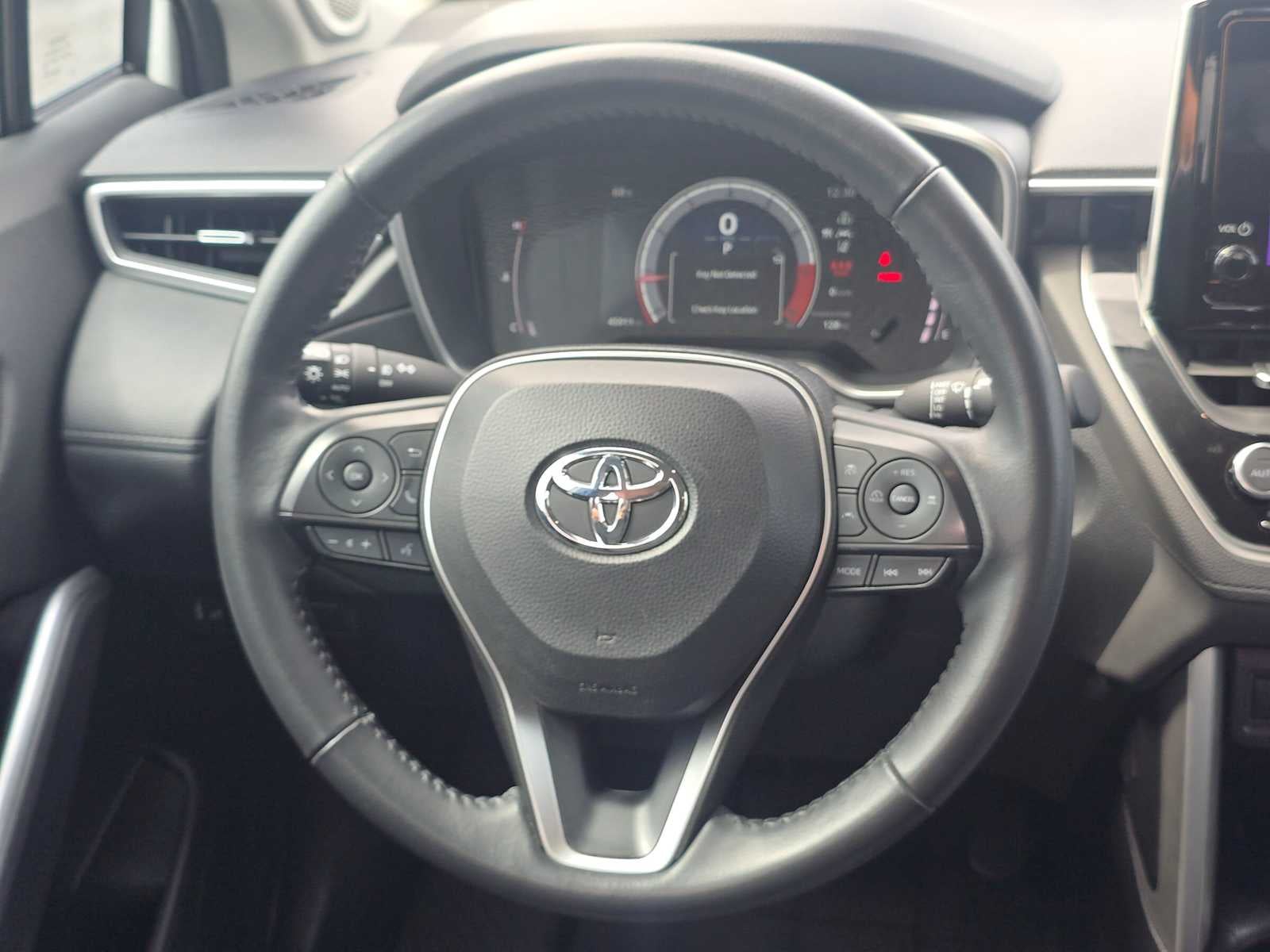 2023 Toyota Corolla Cross XLE