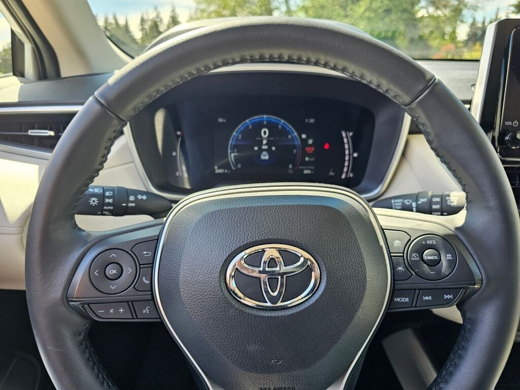 2023 Toyota Corolla Cross XLE