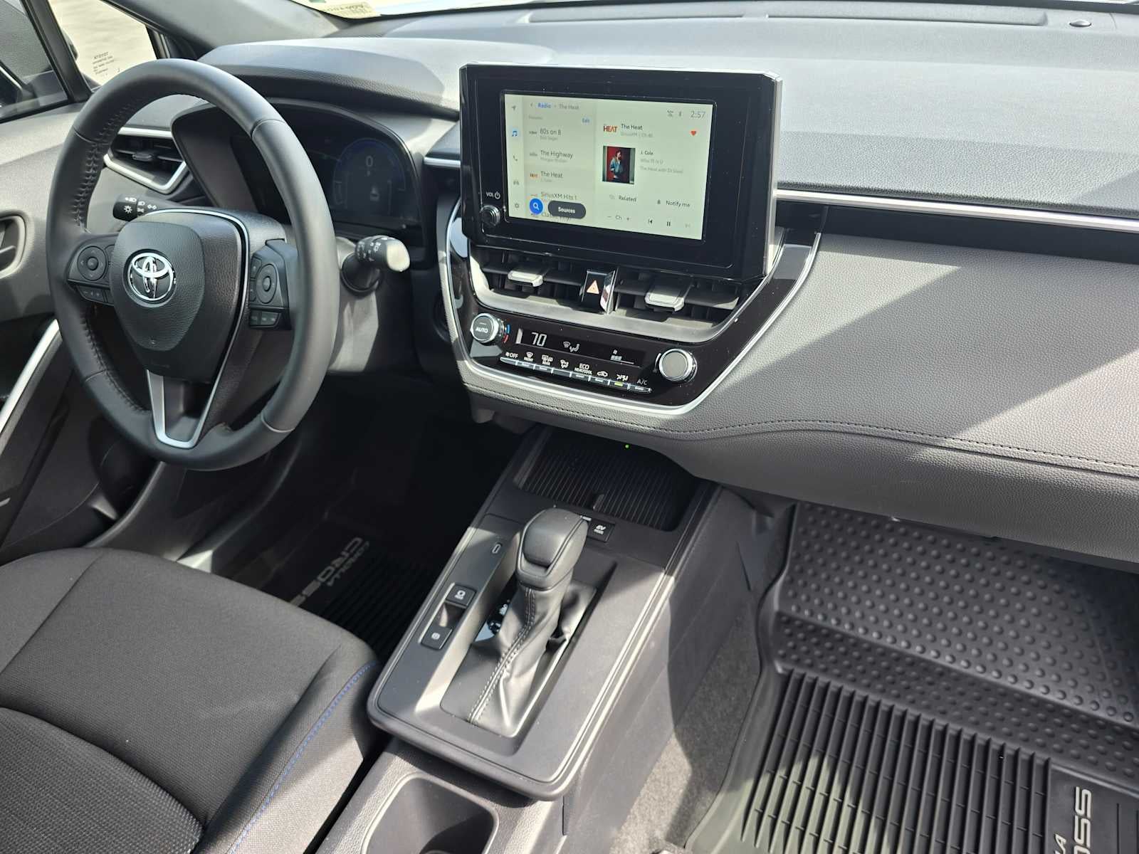 2026 Toyota Corolla Cross Hybrid SE