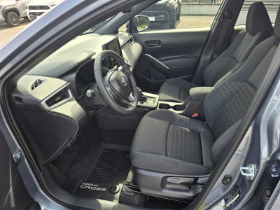 2026 Toyota Corolla Cross Hybrid SE