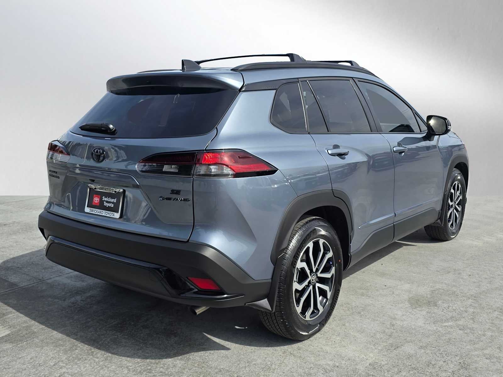 2026 Toyota Corolla Cross Hybrid SE