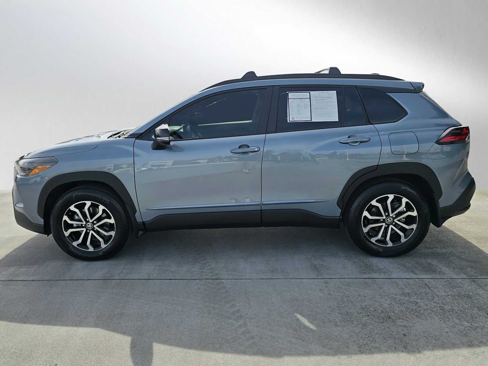 2026 Toyota Corolla Cross Hybrid SE