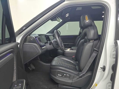 2024 Rivian R1S Adventure