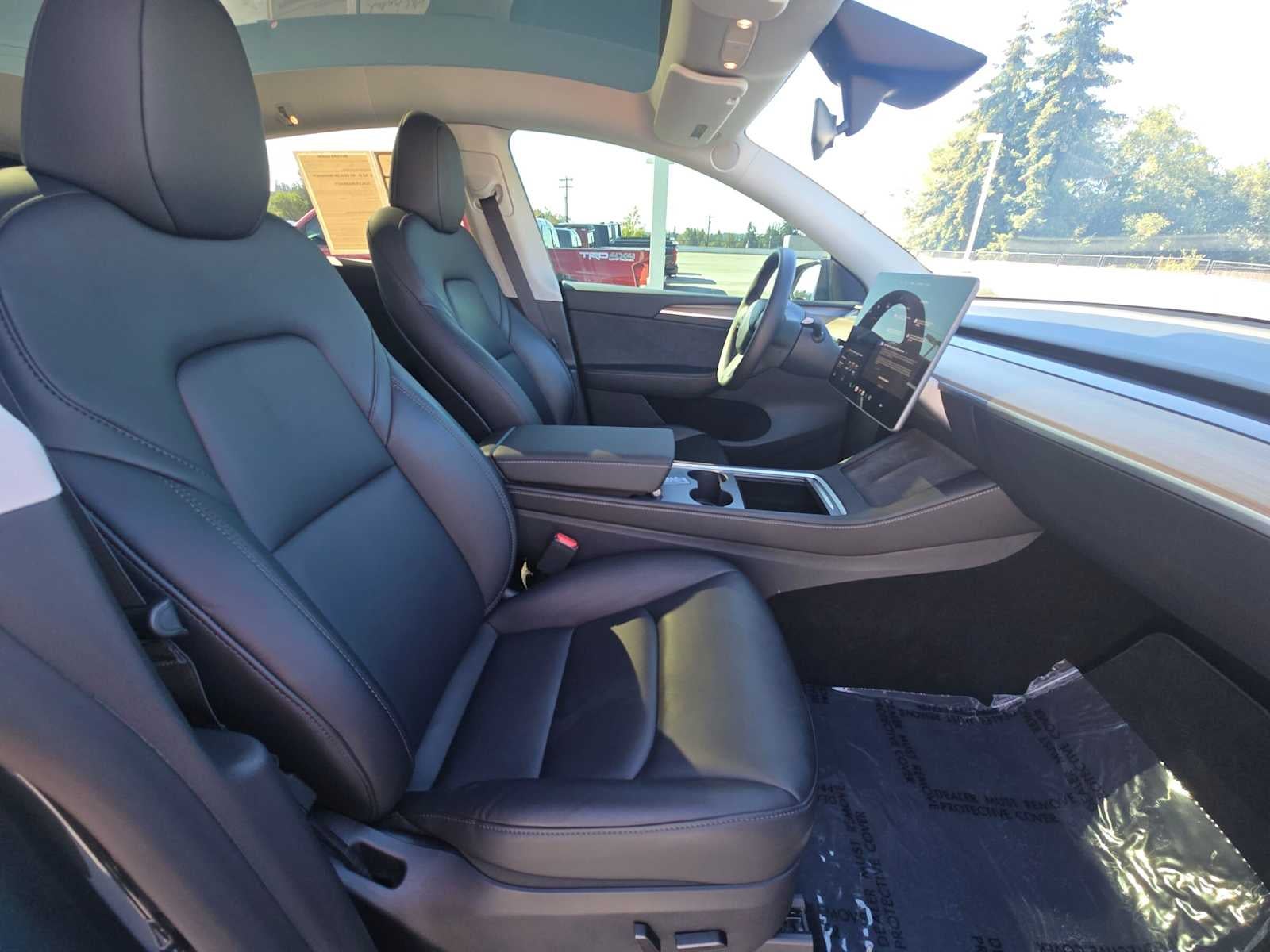 2025 Tesla Model Y Long Range