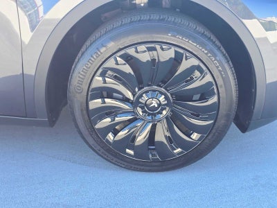 2025 Tesla Model Y Long Range