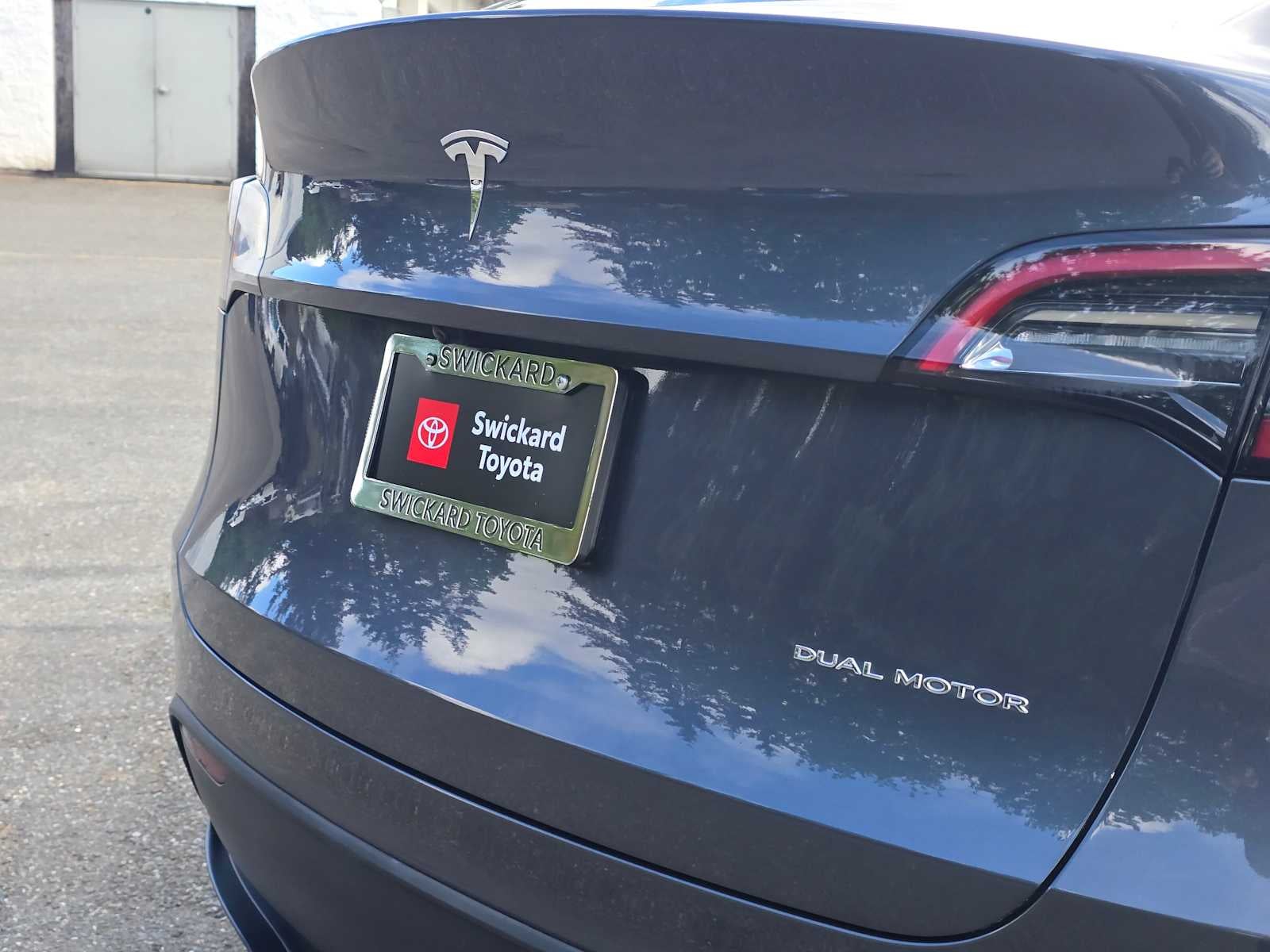 2023 Tesla Model Y Base