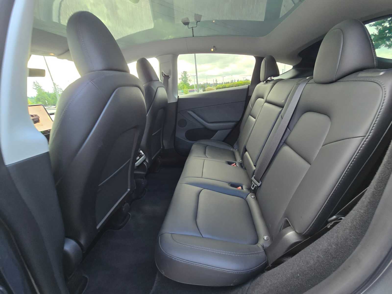 2023 Tesla Model Y Base