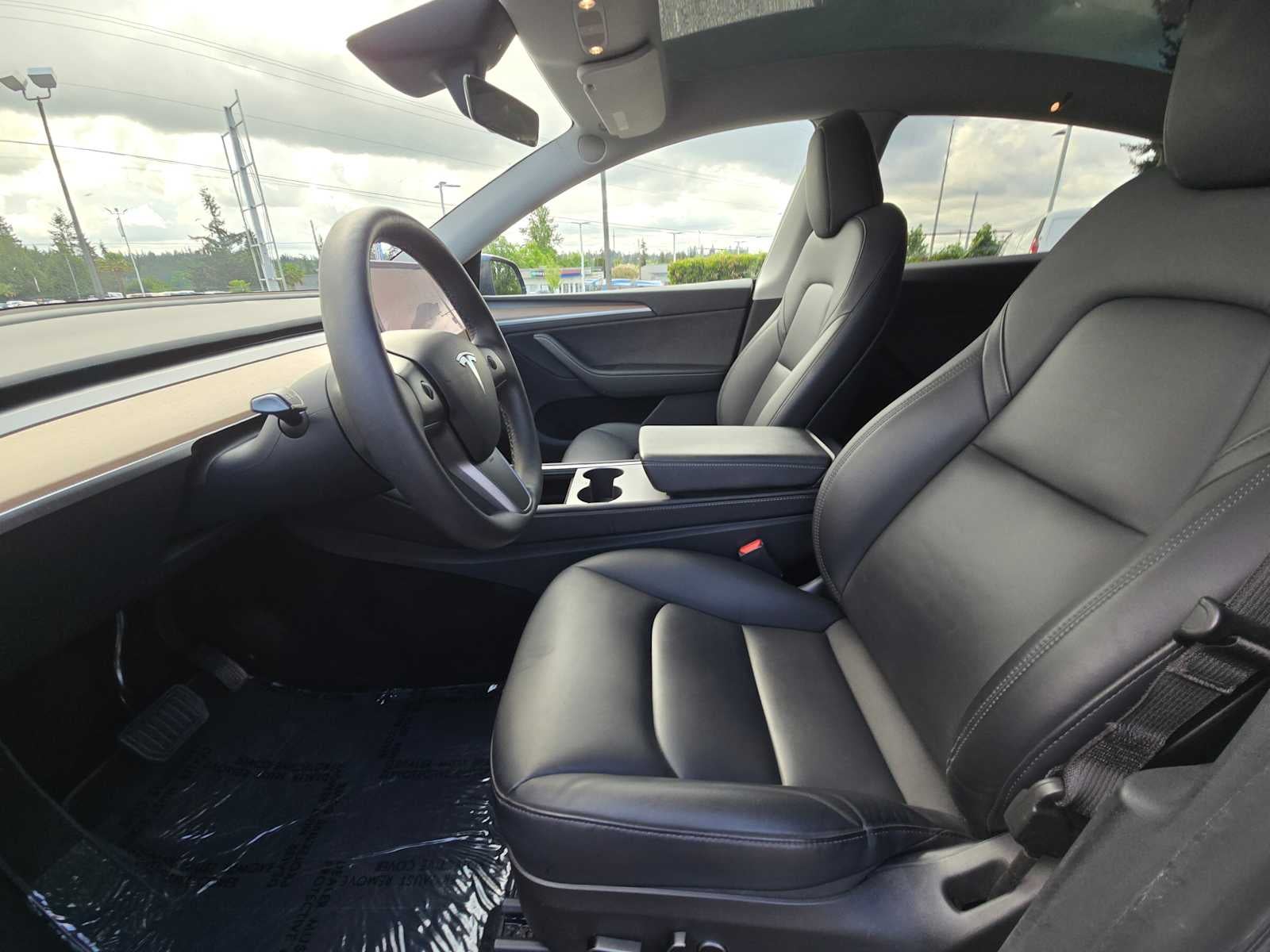 2023 Tesla Model Y Base