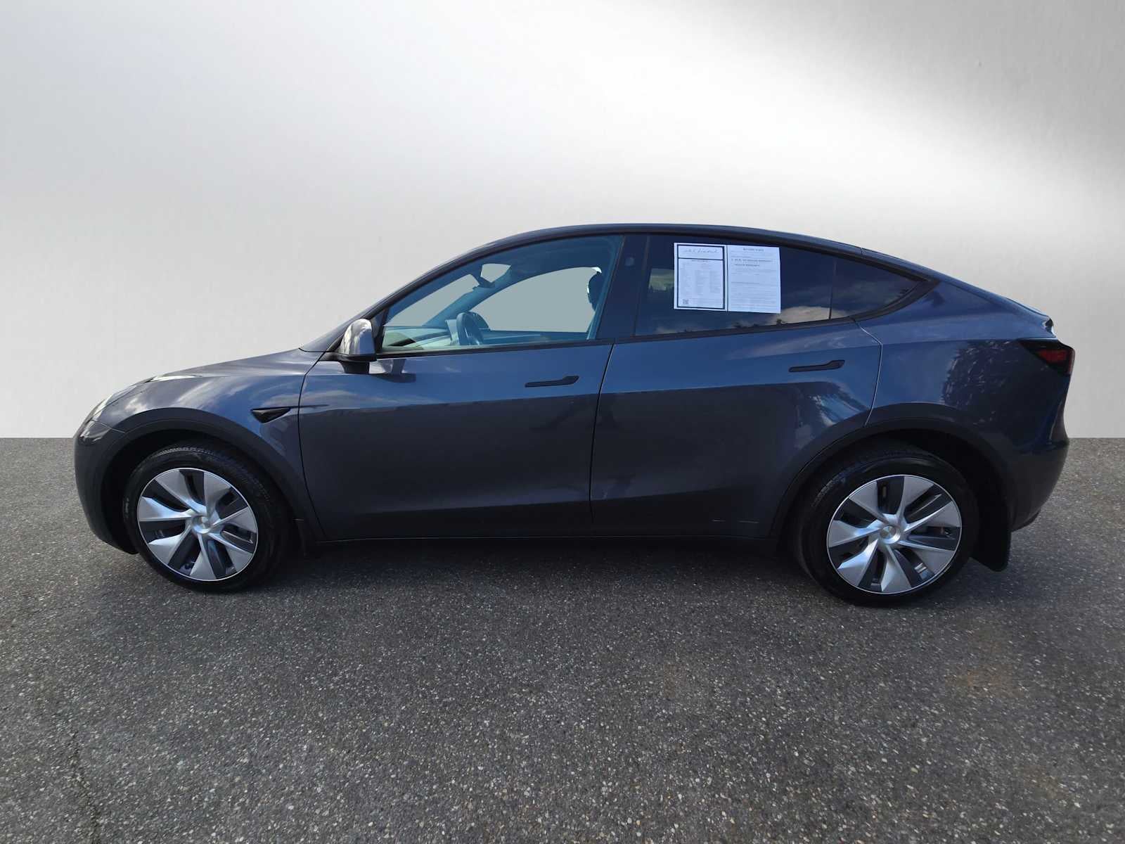 2023 Tesla Model Y Base