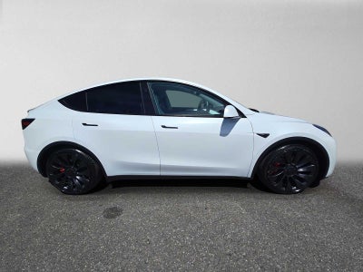 2023 Tesla Model Y Performance