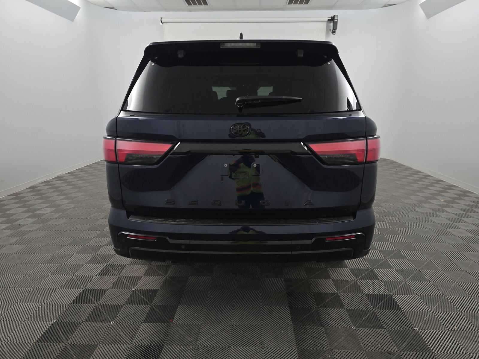 2024 Toyota Sequoia Platinum