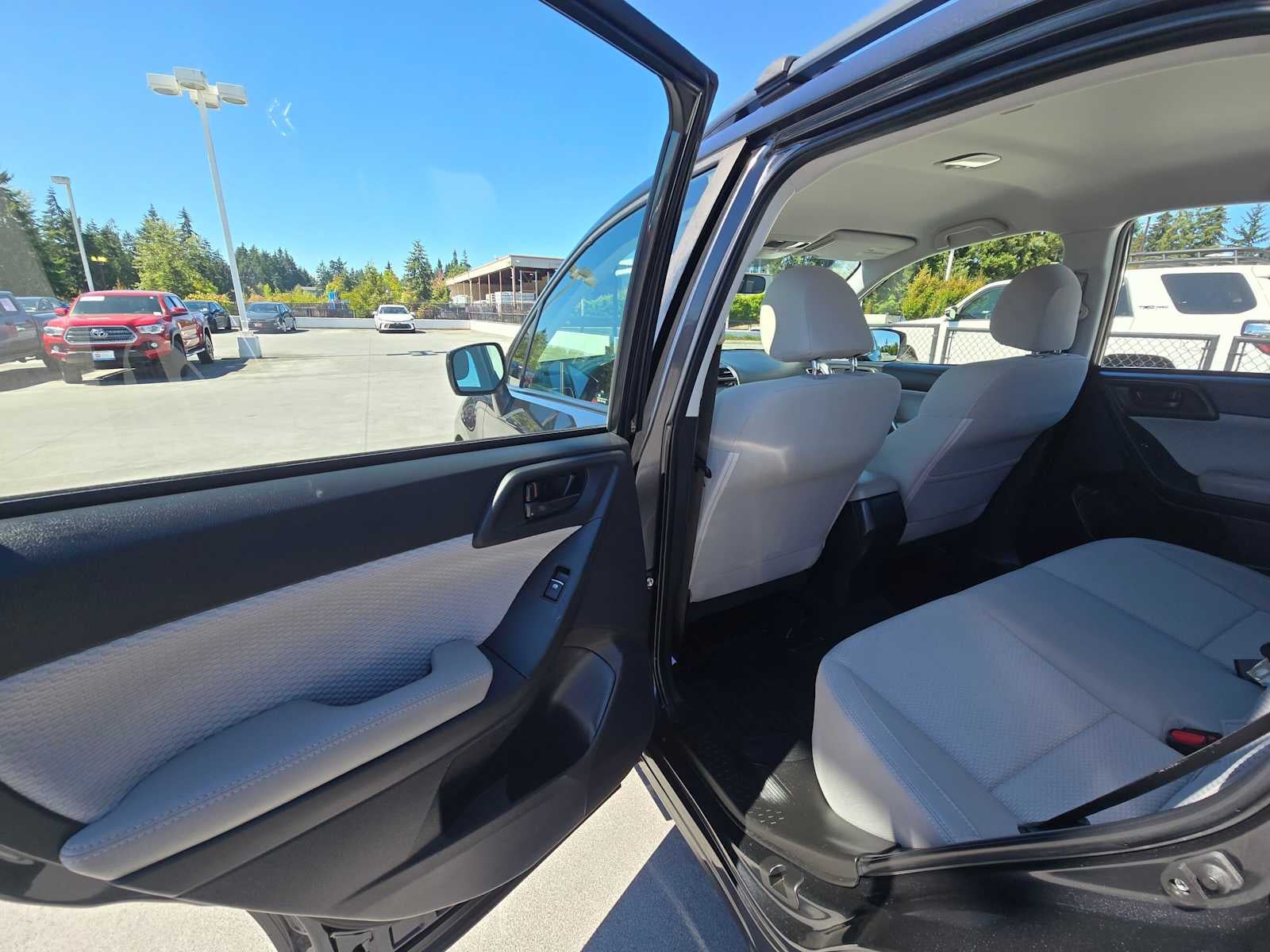 2018 Subaru Forester Base
