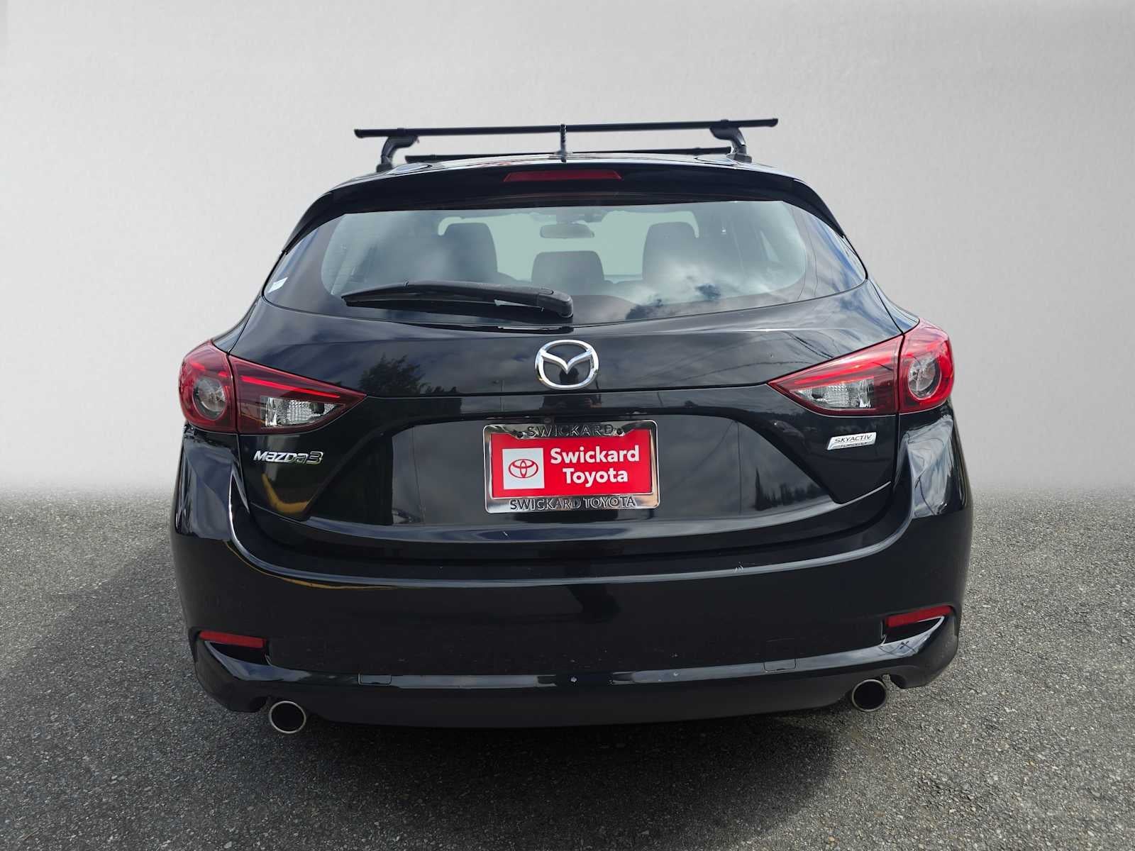 2017 Mazda Mazda3 5-Door Sport
