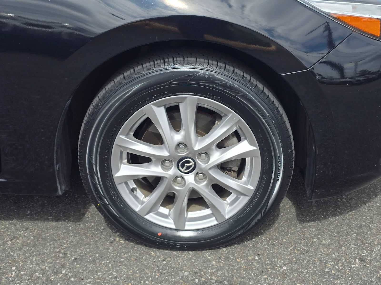 2017 Mazda Mazda3 5-Door Sport