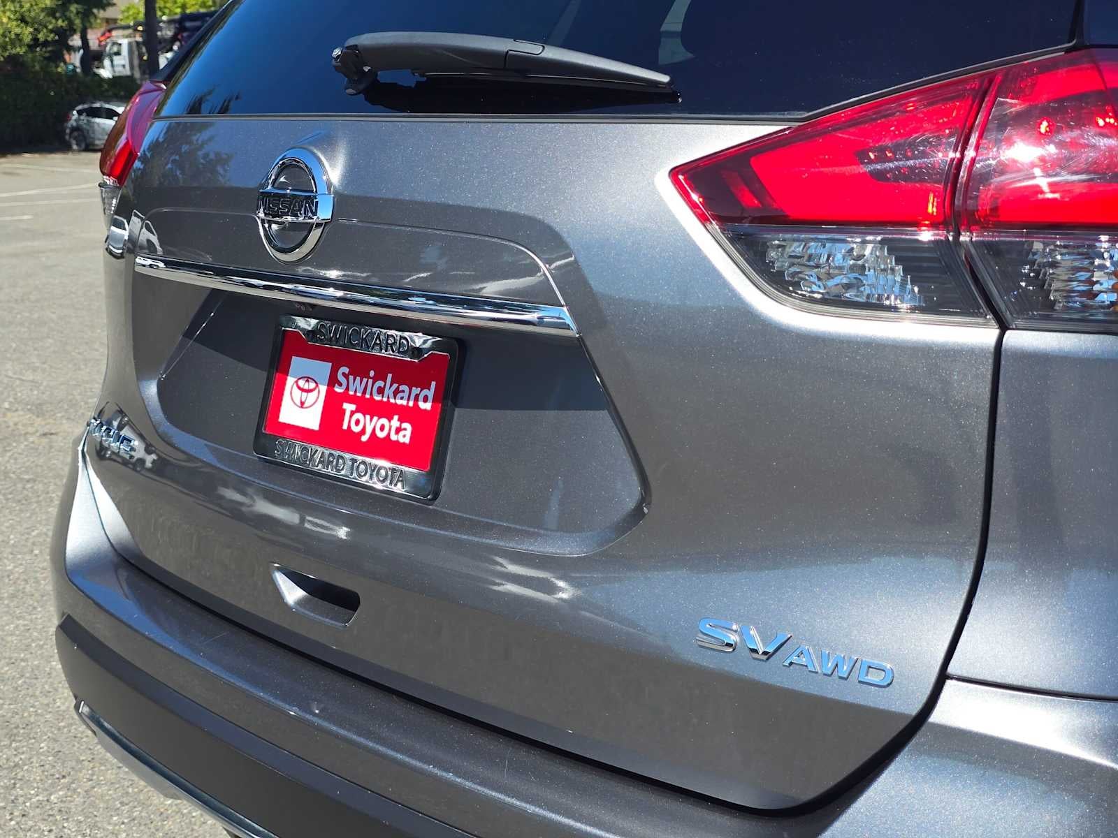 2018 Nissan Rogue SV