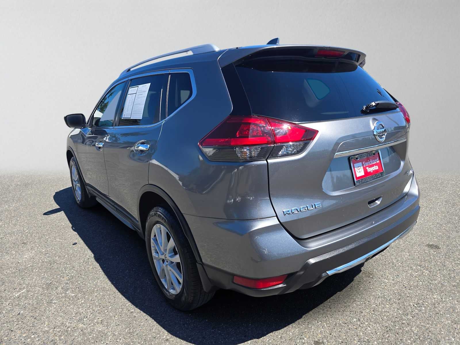 2018 Nissan Rogue SV