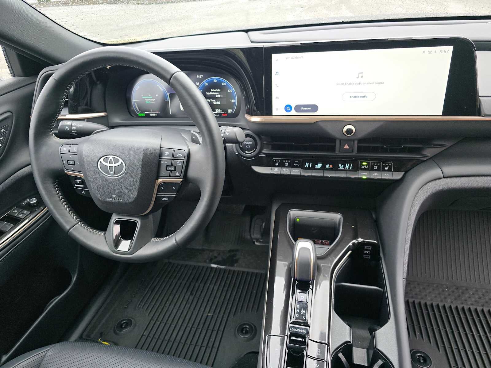 2025 Toyota Crown Signia XLE