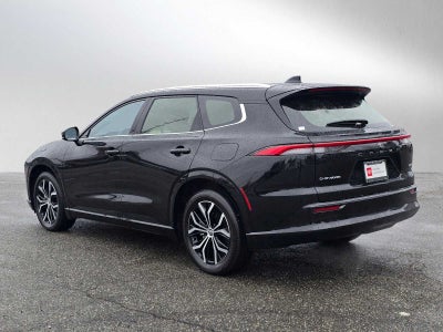 2025 Toyota Crown Signia XLE