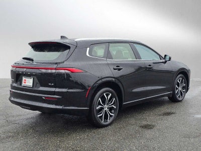 2025 Toyota Crown Signia XLE