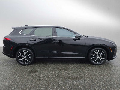 2025 Toyota Crown Signia XLE