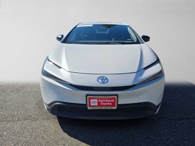 2025 Toyota Prius LE