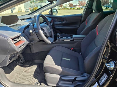 2026 Toyota Prius Plug-In Hybrid SE