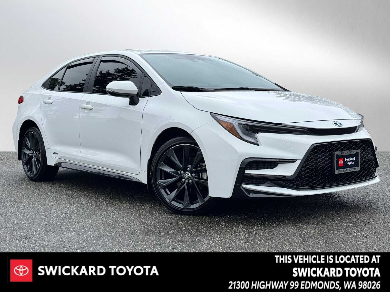 2025 Toyota Corolla Hybrid SE