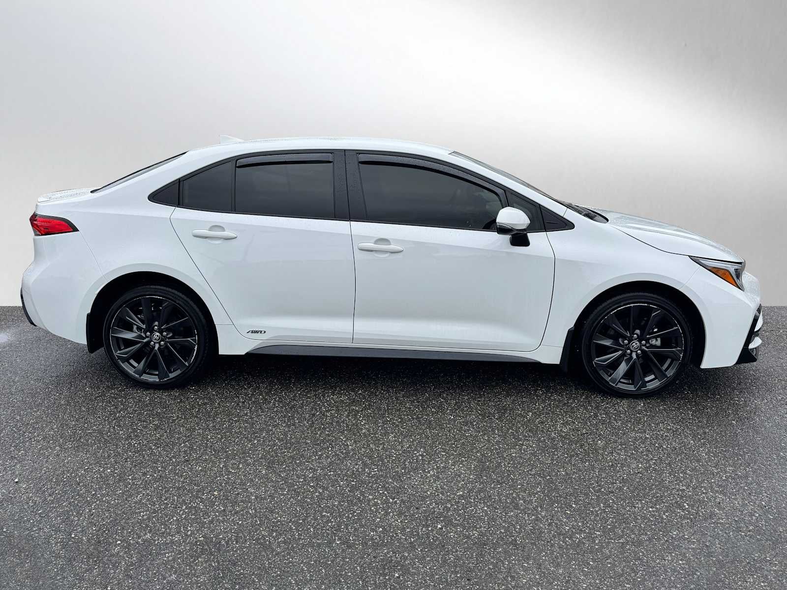 2025 Toyota Corolla Hybrid SE