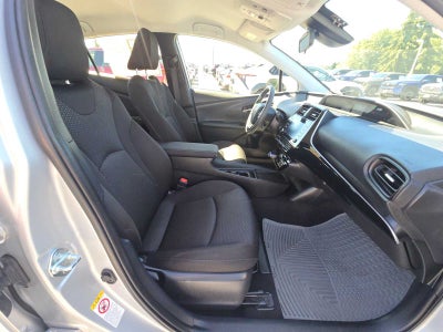 2021 Toyota Prius LE
