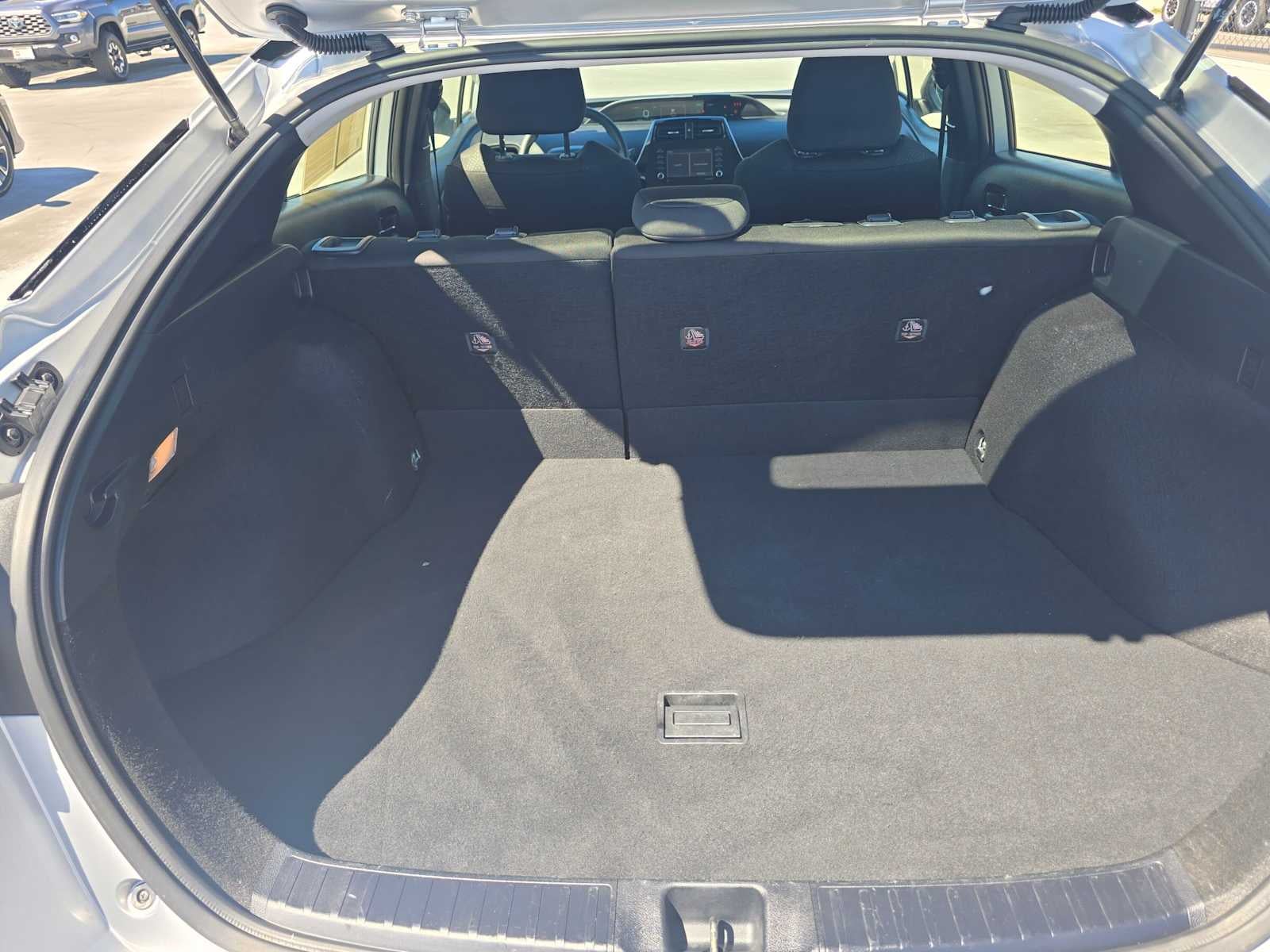 2021 Toyota Prius LE