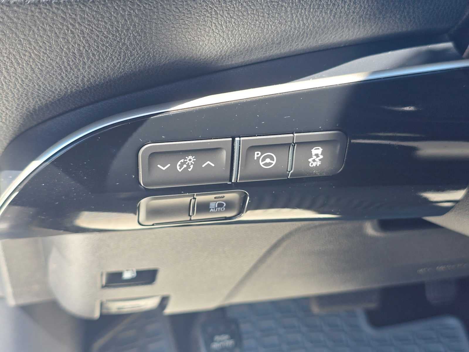 2021 Toyota Prius LE
