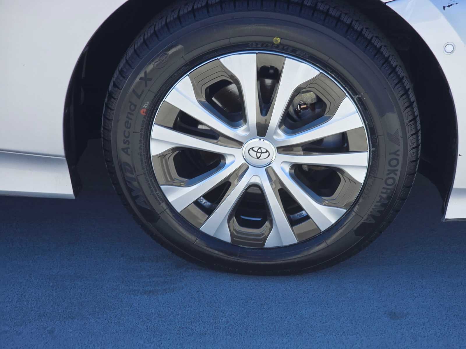 2021 Toyota Prius LE