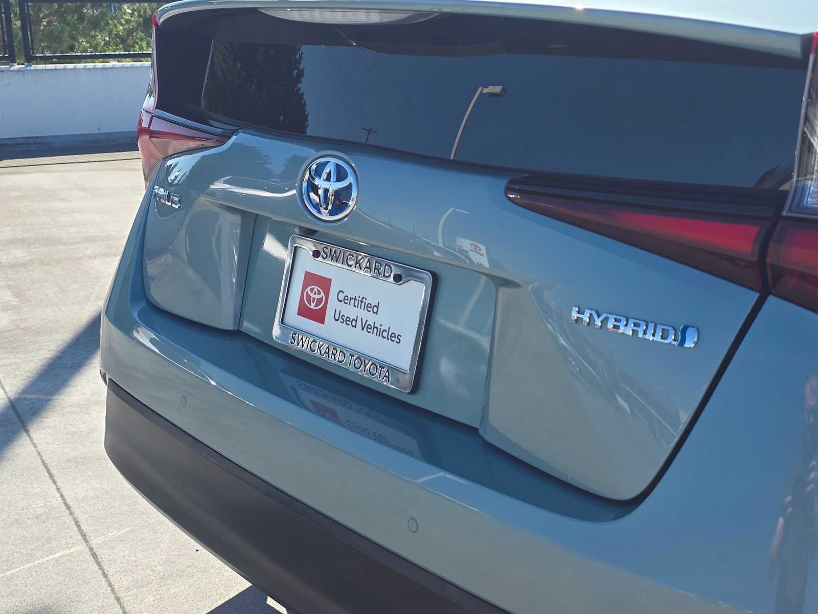 2020 Toyota Prius XLE