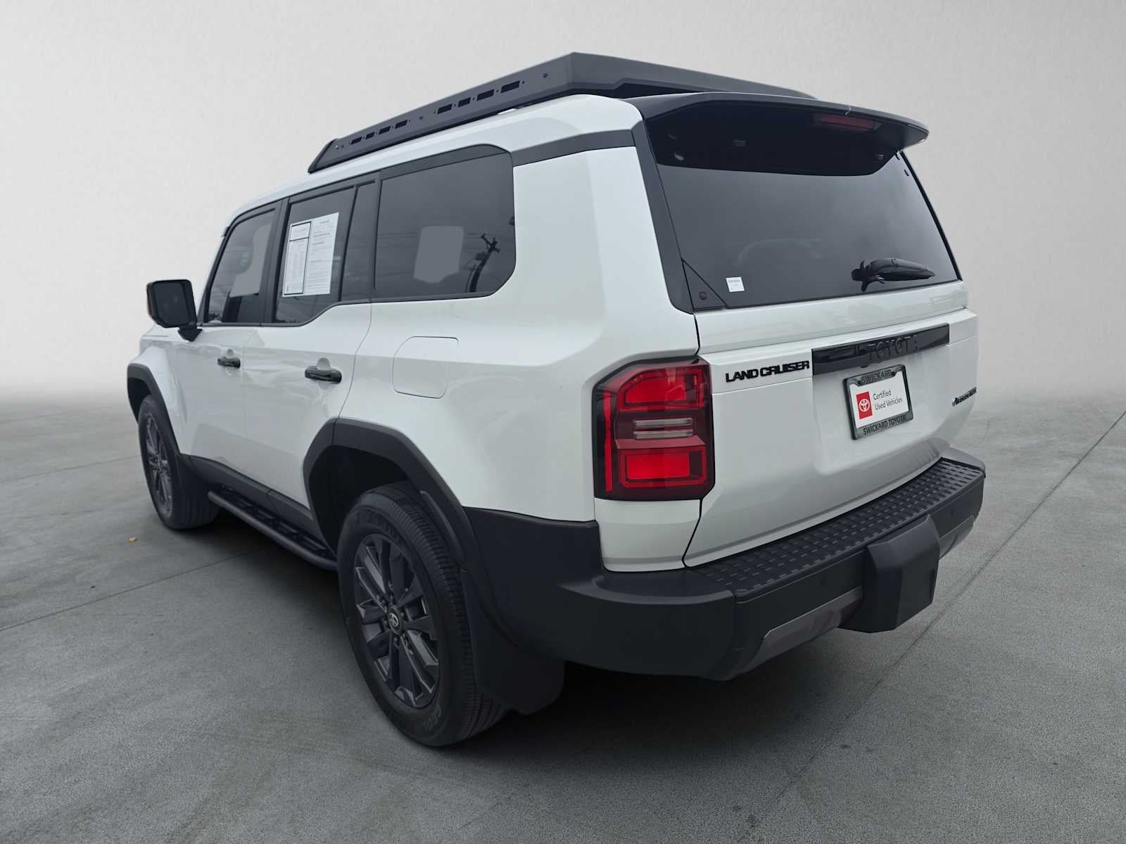 2026 Toyota Land Cruiser Base