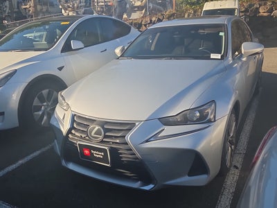 2017 Lexus IS 