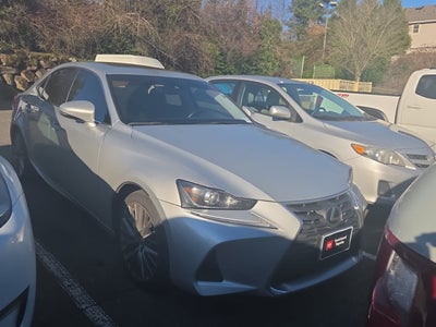 2017 Lexus IS 