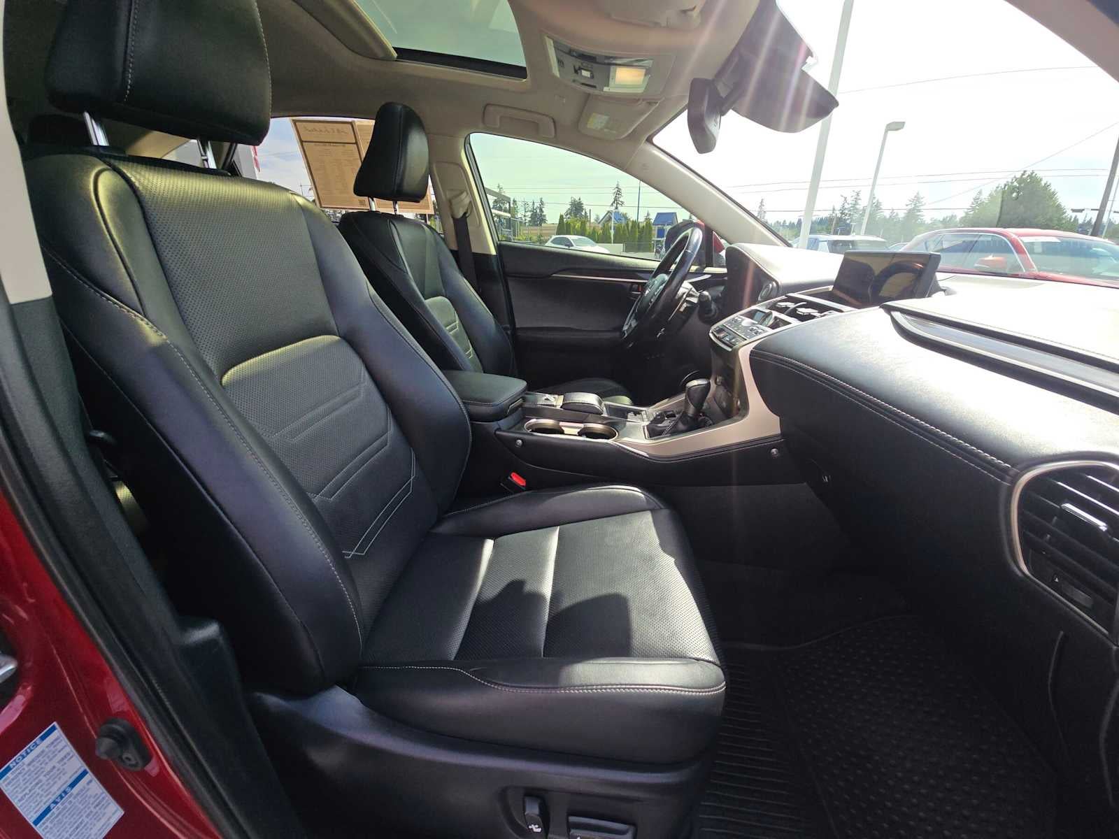 2021 Lexus NX 300 Luxury