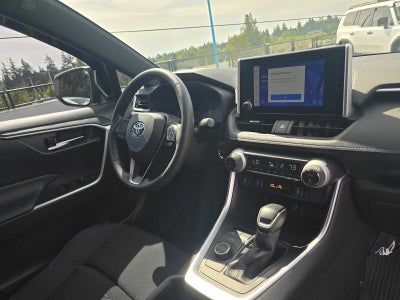 2023 Toyota RAV4 Hybrid SE