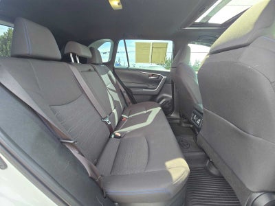 2023 Toyota RAV4 Hybrid SE