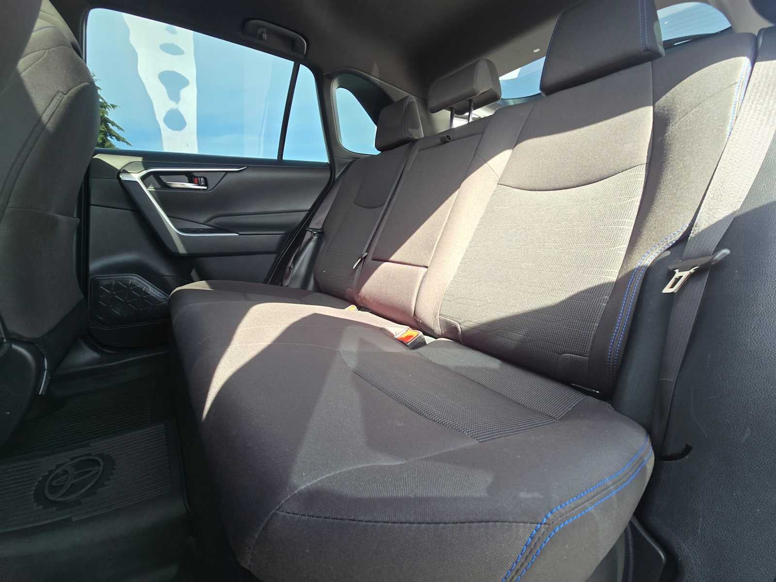 2023 Toyota RAV4 Hybrid SE