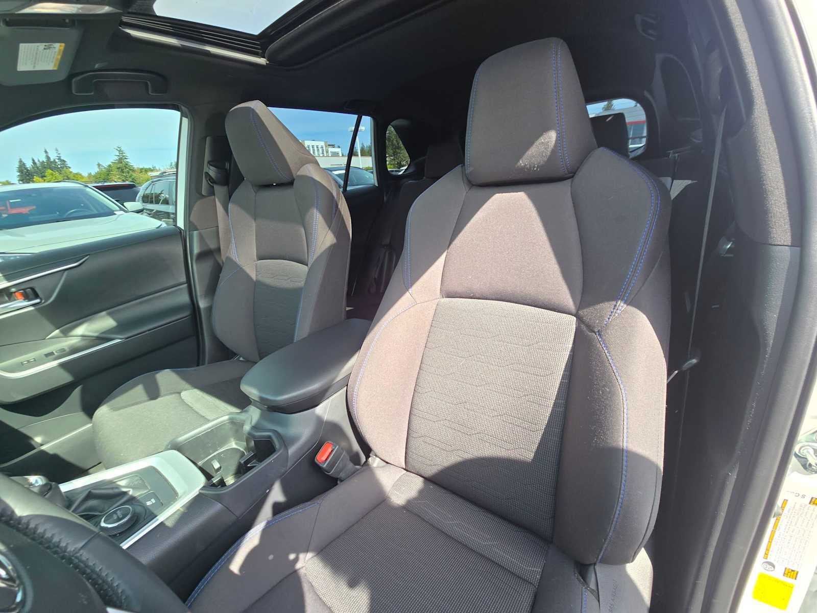 2023 Toyota RAV4 Hybrid SE