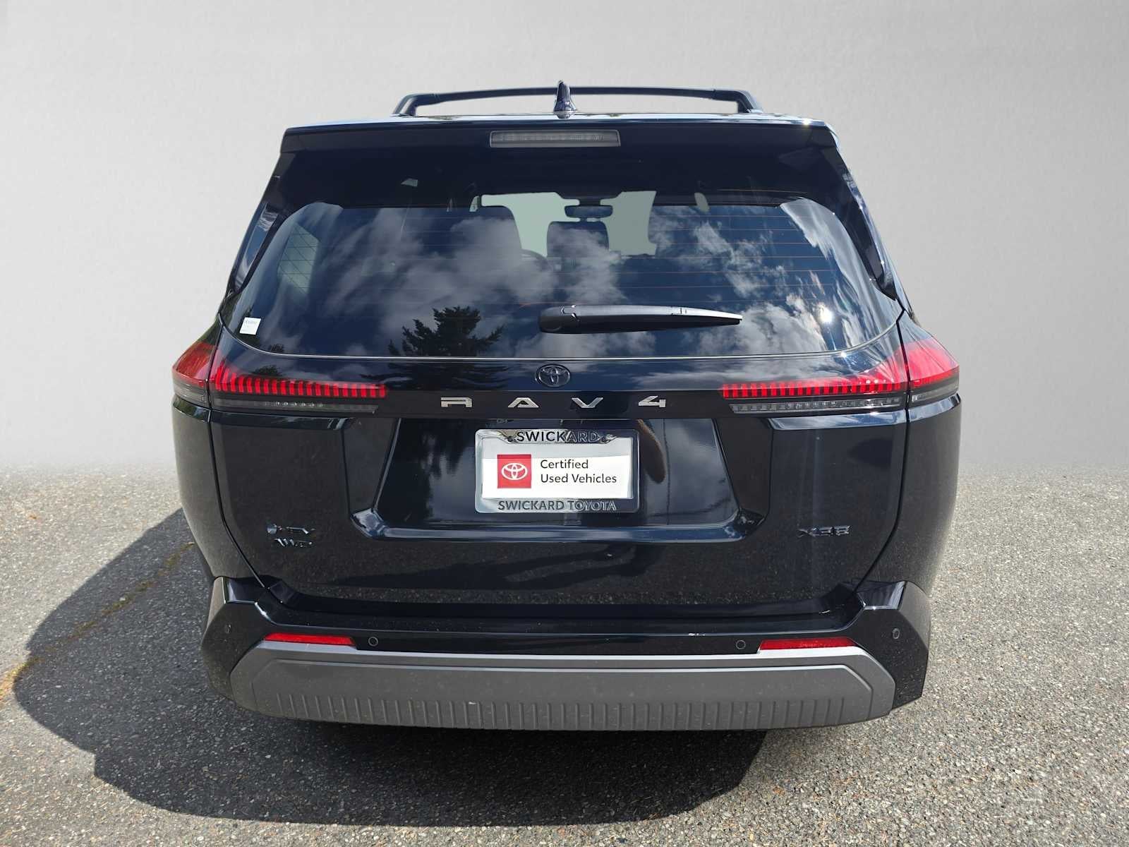2026 Toyota RAV4 XSE