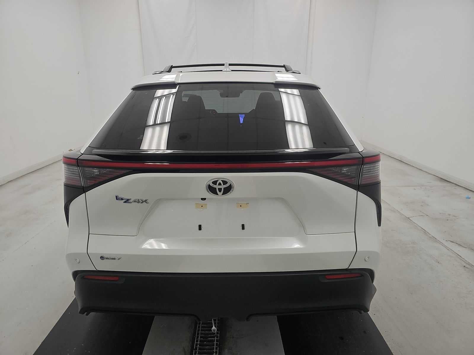 2024 Toyota bZ4X XLE