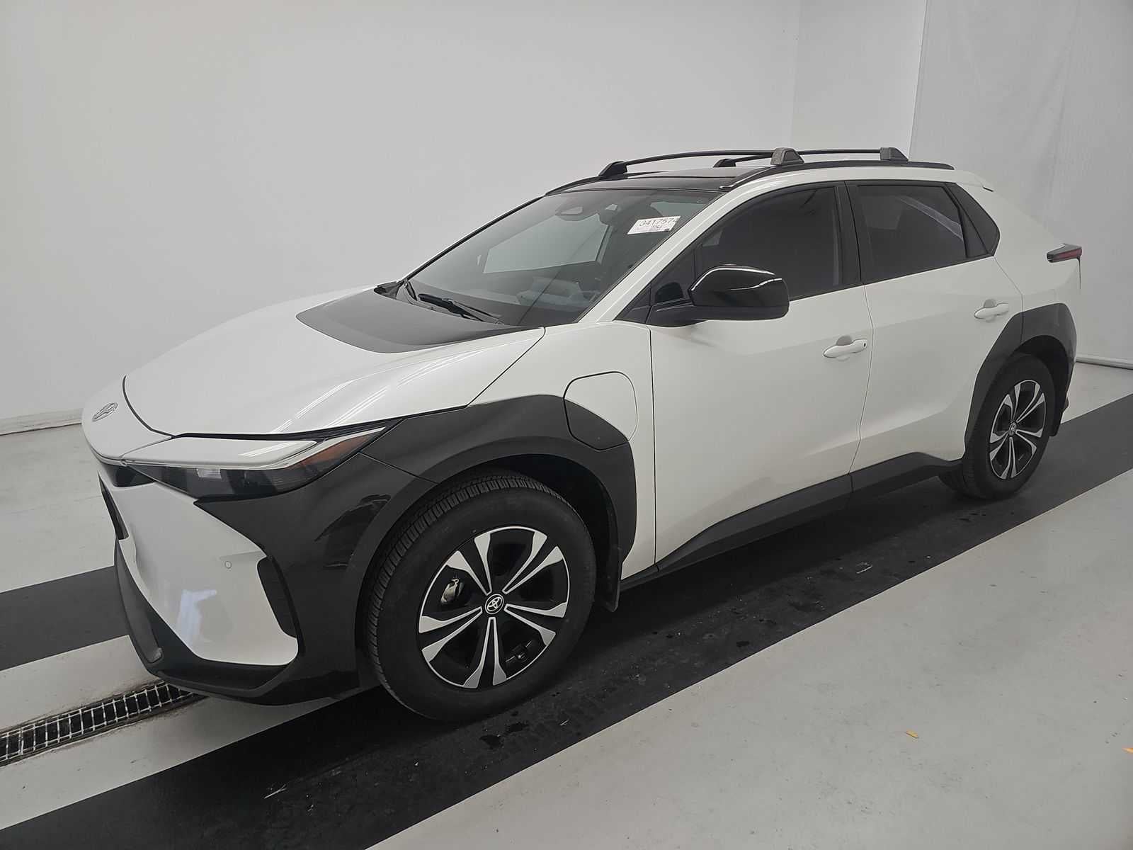 2024 Toyota bZ4X XLE