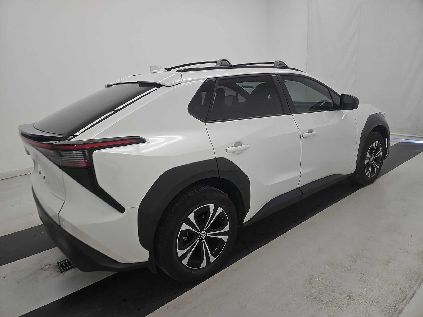 2024 Toyota bZ4X XLE